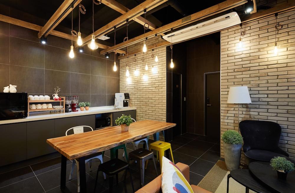 Hostel Cleo Seoul Hongdae Seul Exterior foto
